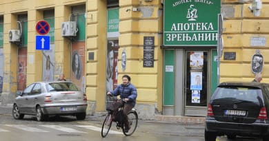 RADNO VREME SLUŽBI ZA VREME PRAZNIKA: „Čistoća“, Apoteke i „Vodovod“ vanredno RADNO VREME SLUŽBI ZA VREME PRAZNIKA: „Čistoća“, Apoteke i „Vodovod“ vanredno