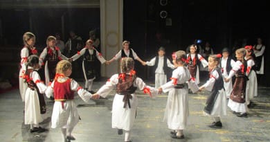 SVEČANO OBELEŽEN DAN MESNE ZAJEDNICE „CENTAR” SVEČANO OBELEŽEN DAN MESNE ZAJEDNICE „CENTAR”