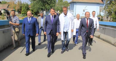 PREDSEDNIK VLADE AP VOJVODINE IGOR MIROVIĆ POSETIO ZRENjANIN PREDSEDNIK VLADE AP VOJVODINE IGOR MIROVIĆ POSETIO ZRENjANIN