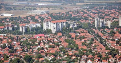 PRIMENA ZAKONA O STANOVANjU: NAJPRE UPISIVANjE STAMBENIH ZAJEDNICA PRIMENA ZAKONA O STANOVANjU: NAJPRE UPISIVANjE STAMBENIH ZAJEDNICA