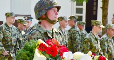 U ZRENJANINSKOJ KASARNI OBELEŽEN NJIHOV DAN: Vojska je uvek bila oslonac države i naroda U ZRENJANINSKOJ KASARNI OBELEŽEN NJIHOV DAN: Vojska je uvek bila oslonac države i naroda