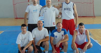 ZAVRŠENA KOŠARKAŠKA BIZNIS LIGA: Advokati odneli pehar ZAVRŠENA KOŠARKAŠKA BIZNIS LIGA: Advokati odneli pehar