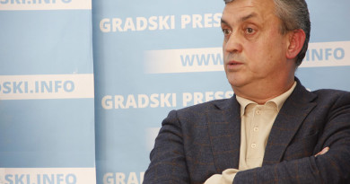 MITAR VUČUREVIĆ, PREDSEDNIK OPŠTINE, O ŽITIŠTANSKIM (NE)PRILIKAMA MITAR VUČUREVIĆ, PREDSEDNIK OPŠTINE, O ŽITIŠTANSKIM (NE)PRILIKAMA