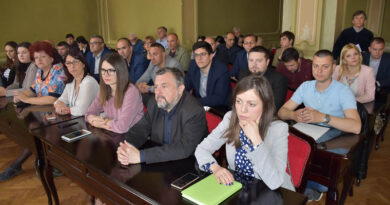 ZASEDALA SKUPŠTINA GRADA ZRENJANINA: Prihvaćeni planovi regulacije radnih zona Jugoistok II – B i II – D ZASEDALA SKUPŠTINA GRADA ZRENJANINA: Prihvaćeni planovi regulacije radnih zona Jugoistok II – B i II – D