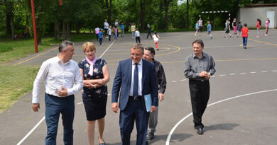 POKRAJINSKI SEKRETAR ZA OBRAZOVANJE O PODRŠCI OPŠTINI ŽITIŠTE POKRAJINSKI SEKRETAR ZA OBRAZOVANJE O PODRŠCI OPŠTINI ŽITIŠTE
