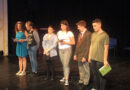 ČLANOVI MUZIČKO-DRAMSKOG STUDIJA PRIPREMILI I IZVELI KOMAD „AUDICIJA” ČLANOVI MUZIČKO-DRAMSKOG STUDIJA PRIPREMILI I IZVELI KOMAD „AUDICIJA”