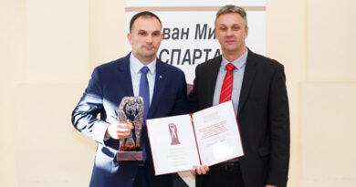 DODELJENE OVOGODIŠNJE „SPARTAKOVE” NAGRADE DODELJENE OVOGODIŠNJE „SPARTAKOVE” NAGRADE
